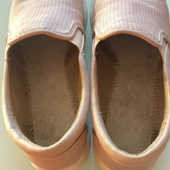 GUC SOUL Naturalizer Paola pink perforated slip on sneaker. Size 8 - Picture 7 of 8